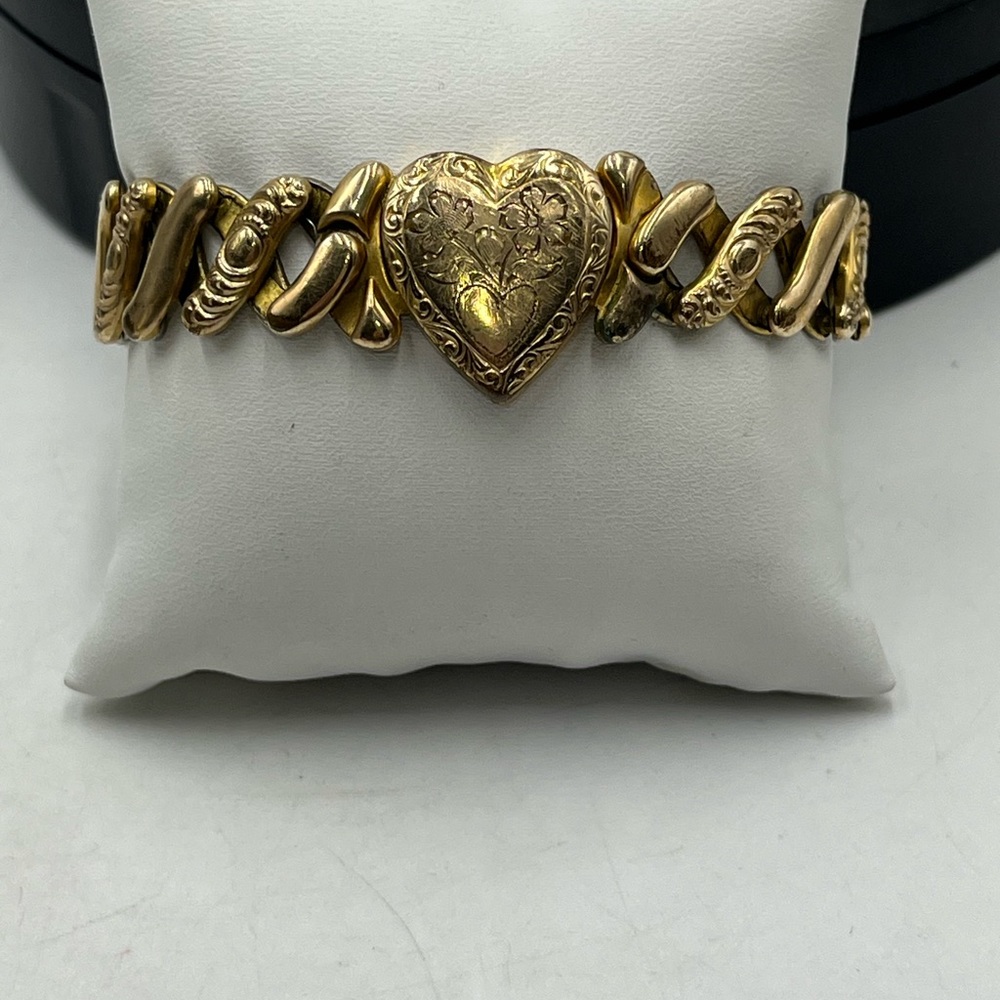 Hall of Providence Vintage
12K Gold Filled Stainless Heart Expansion Bracelet
